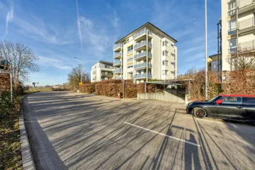 Haus & Straße v. Süden