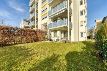 Garten & Terrasse v. Süden