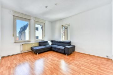 2.OG, Wohnen v. Tür