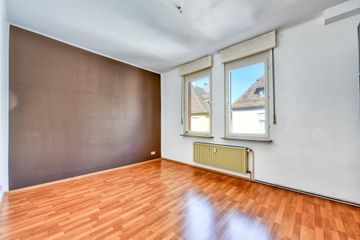 2.OG, Arbeiten v. Tür