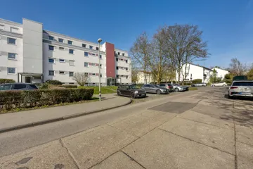 Haus & Straße v. Süd-Ost