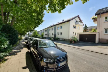 Haus & Straße v. N-W