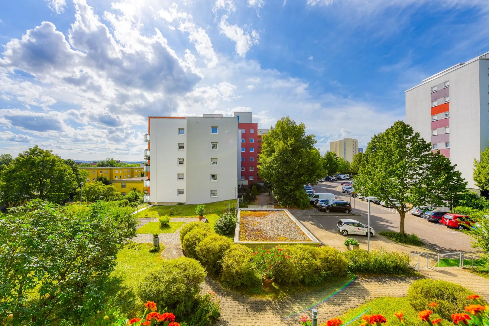 +++ familienfreundlich - West-Balkon - Kita, Schule, Einkaufen, U-Bahn um die Ecke - inklusive Einbauküche & TG-Box +++ - Photo 3