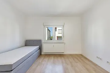 Zimmer links