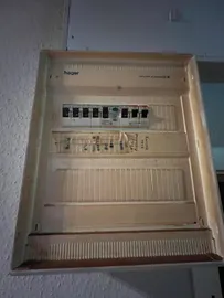 EG, Sicherungskasten