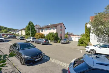 Haus & Straße v. N-O