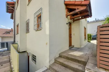 Hauszugang v. Norden