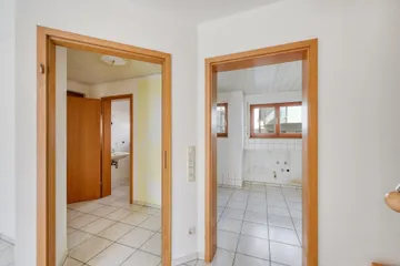 Eingang, Küche, WC