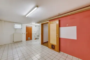 Hobbyraum zum Außenaufgang