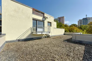 Terrasse von Süd-Westen