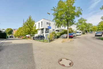 Haus & Straße v. S-O