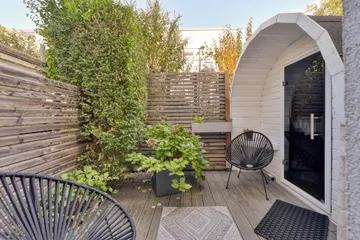 Nord-Terrasse & Außen-Sauna