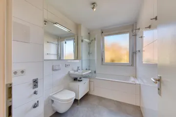 Bad von Tür
