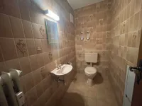 seperate Toilette