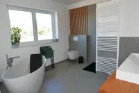 Badezimmer im DG