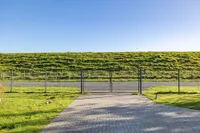 Hundegerecht eingezäunt