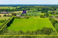Mit großer Hauskoppel
