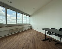 Bürozimmer (renovierter Zustand)