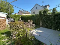 Garten mit Terrasse