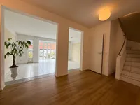 Essbereich und Wohnzimmer
