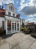 Haus und Terrasse