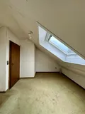 Officeroom/Kinderzimmer 2