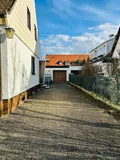 Einfahrt zur Garage