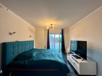 Schlafzimmer mit Balkon 