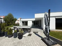 Außenansicht & Terrasse