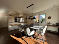 Küchen- und Essbereich