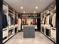 Begehbarer Ankleideraum 