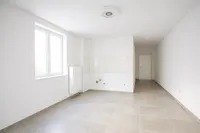 Küche mit Nasszellen