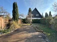 Terrasse mit Garten