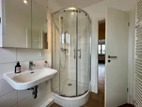 mit Dusche