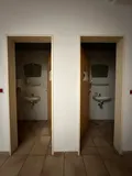 Damen und Herren WC