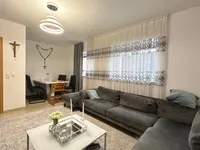 Wohnzimmer mit Essbereich