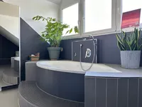mit Eckbadewanne