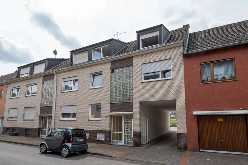 Alsdorf-Hoengen: Sch&ouml;ne 3,5-Zimmer Dachgeschosswohnung zu vermieten!