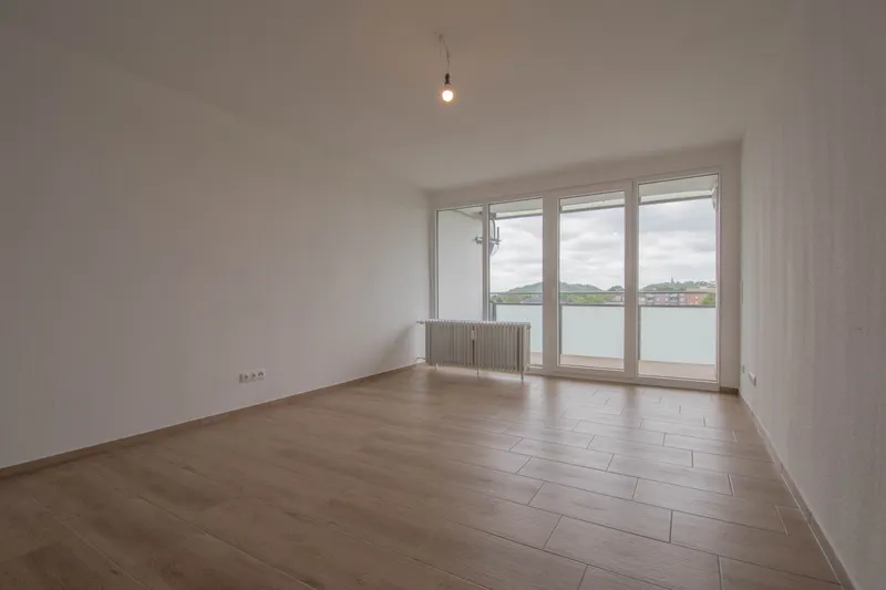 Alsdorf-Ost: Modernisierte 2-Zimmer Obergeschosswohnung mit Balkon zum Verkauf!