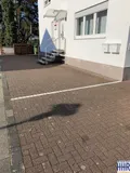 Stellplätze direkt vor der Praxis