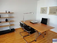 Viel Platz zum Arbeiten oder Essen