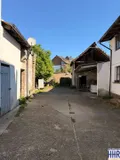 Hofeinfahrt