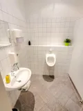 WC R
