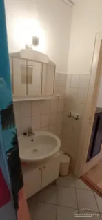 Helle , möblierte Zweizimmerwohnung in Kiel, Südfriedhof