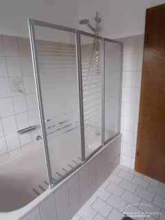 Helle, möblierte 2-Zimmerwohnung in Kiel - Klausbrook