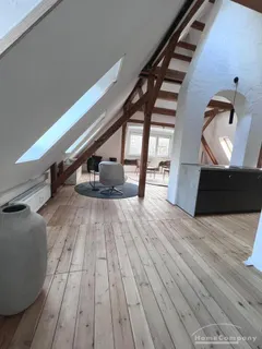 Loftartige Wohnung in Kiel Holtenau- Zusammenspiel aus Altbaucharme und zeitgemäßem Desig