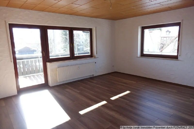 Sonnige 3,5 Zimmer-OG-Wohnung in ruhiger Lage von Bissingen-Ochsenwang