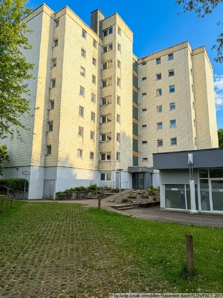 Wohnen mit Weitblick – 3 Zimmer-Wohnung mit sonnigem Balkon in Esslingen-Berkheim