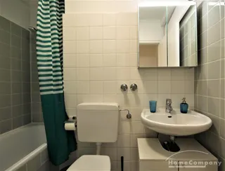 Neu Isenburg AG8068217 - Helles Apartment am Isenburgzentrum mit Stellplatz