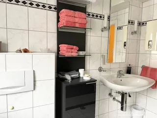 Rödelheim 8043302 - exklusiv und charmant möblierte 2-Zimmer-Wohnung